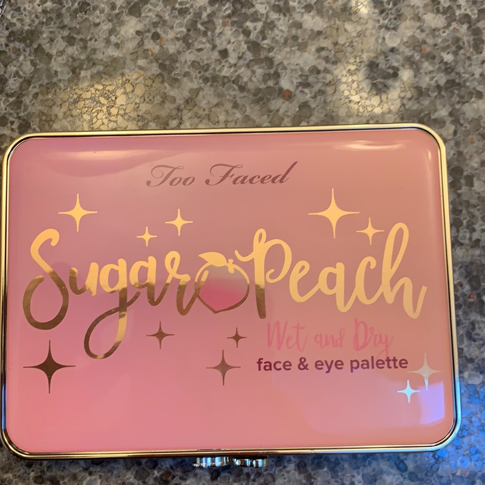 Too Faced Sugar Peach face and eye palette